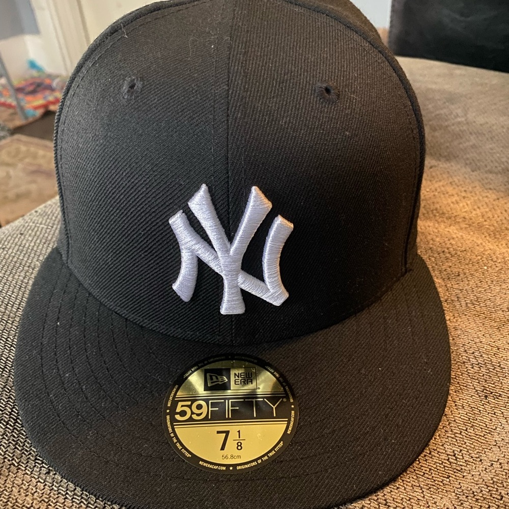 New Era NWT NY Yankees fitted baseball hat